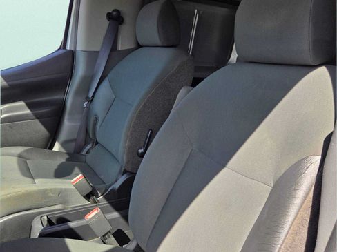 Used 2015 Nissan NV200 FWD image 11