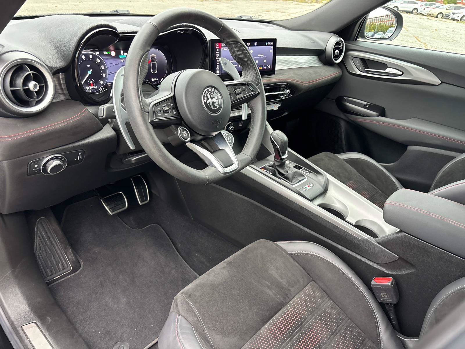 Used 2024 Alfa Romeo Tonale Veloce AWD/4WD image 19