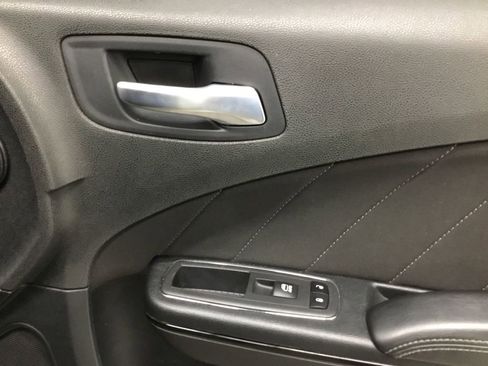 Used 2022 Dodge Charger R/T w/ Blacktop Package image 20