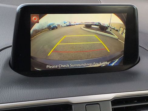 Used 2017 MAZDA MAZDA3 Touring image 31