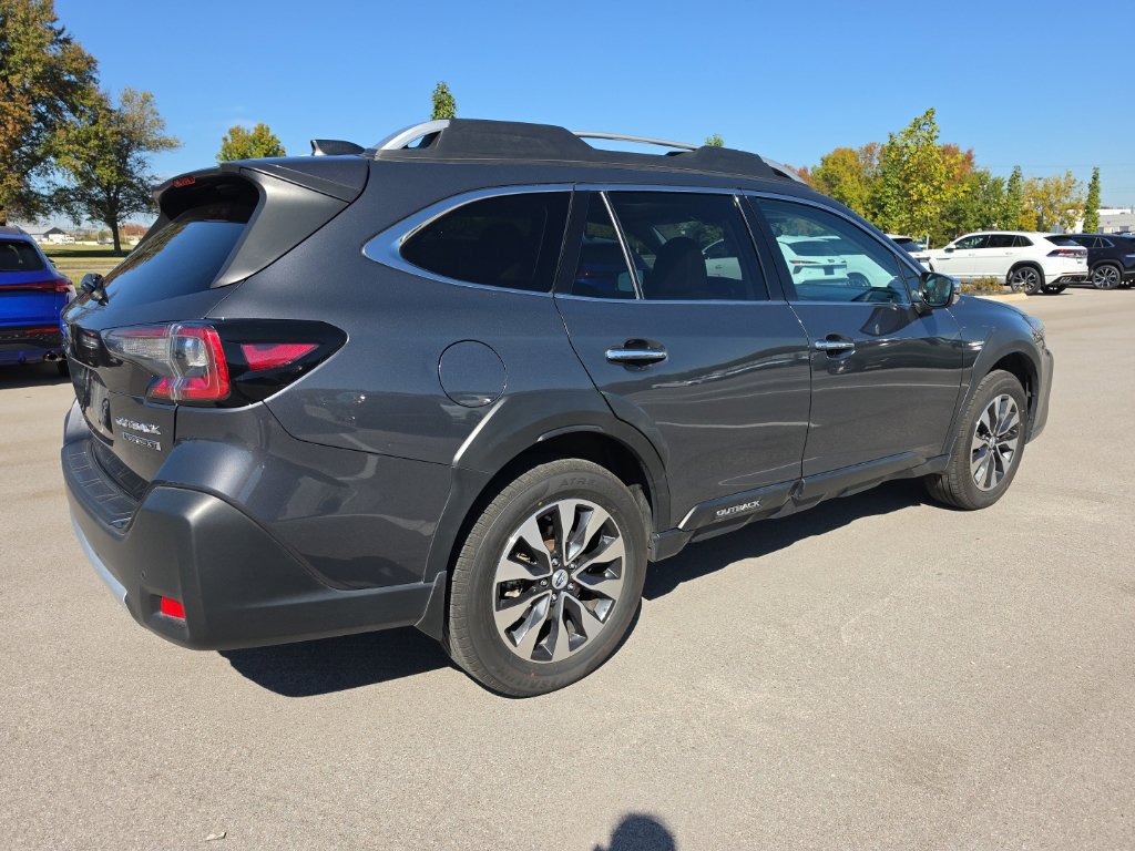 Used 2024 Subaru Outback Touring XT w/ Popular Package #2 AWD/4WD image 9