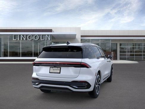 New 2026 Lincoln Nautilus Reserve AWD/4WD image 8