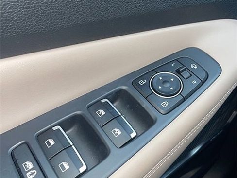 Used 2021 Hyundai Santa Fe Limited image 7