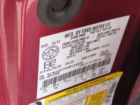 Used 2016 Lincoln Navigator Reserve image 38