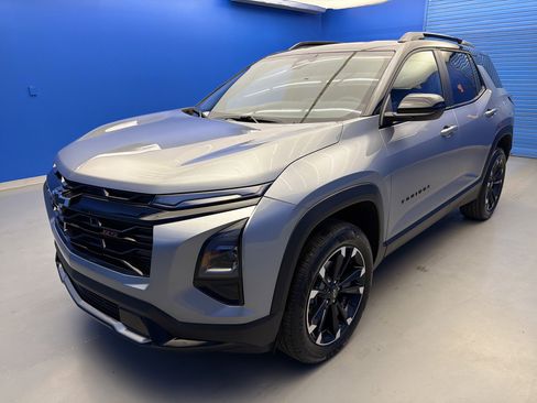 Used 2026 Chevrolet Equinox RS w/ LPO, Floor Liner Package image 4