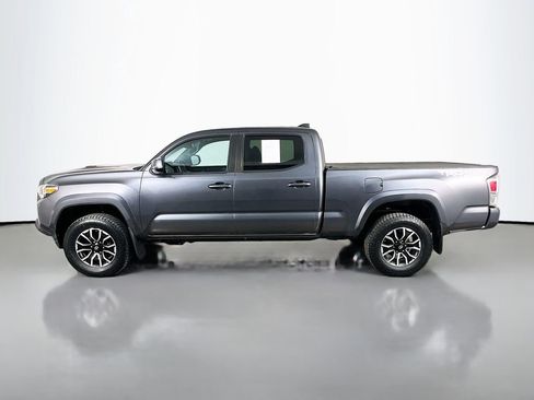 Used 2021 Toyota Tacoma TRD Sport AWD/4WD image 5