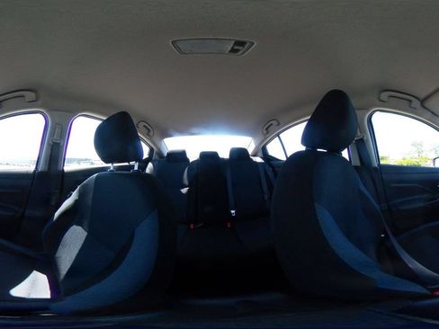 Used 2025 Nissan Versa SV FWD image 37