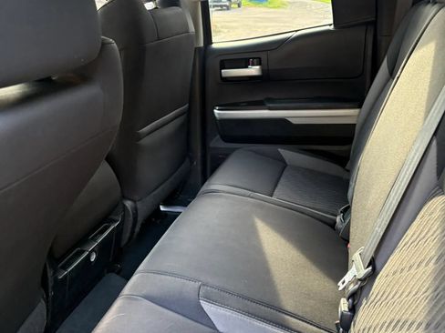 Used 2014 Toyota Tundra SR5 AWD/4WD image 17