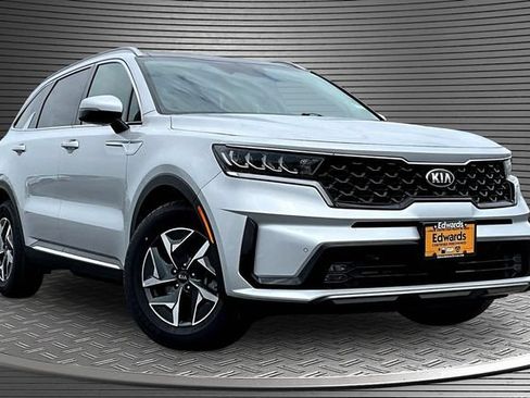 Used 2021 Kia Sorento EX FWD image 3