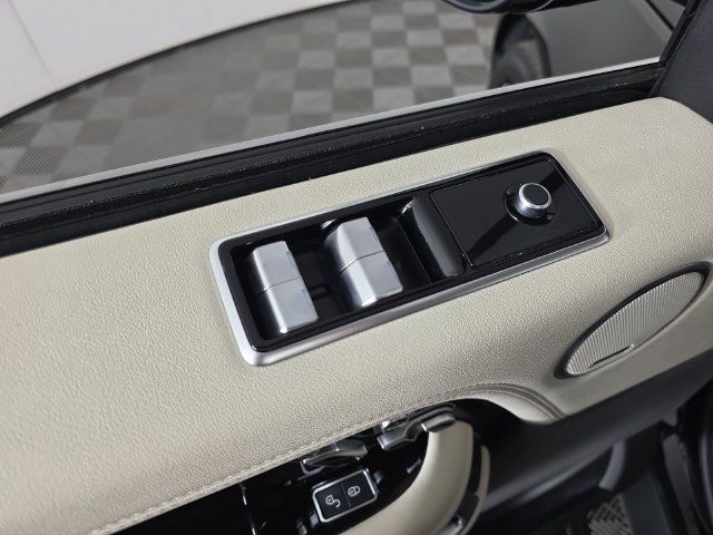Used 2020 Land Rover Range Rover HSE AWD/4WD image 24