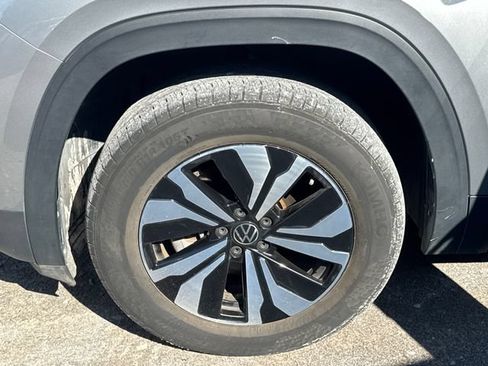 Used 2024 Volkswagen Atlas SE FWD image 24