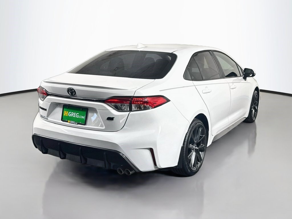 Used 2026 Toyota Corolla SE FWD image 10