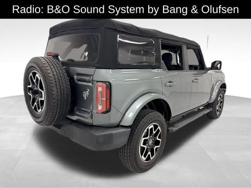 Used 2022 Ford Bronco Outer Banks image 6