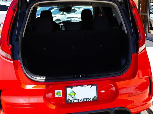 Used 2020 Kia Soul GT-Line FWD image 24