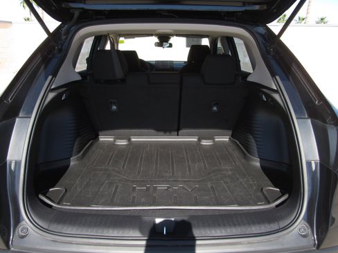 Certified 2024 Honda HR-V LX image 12