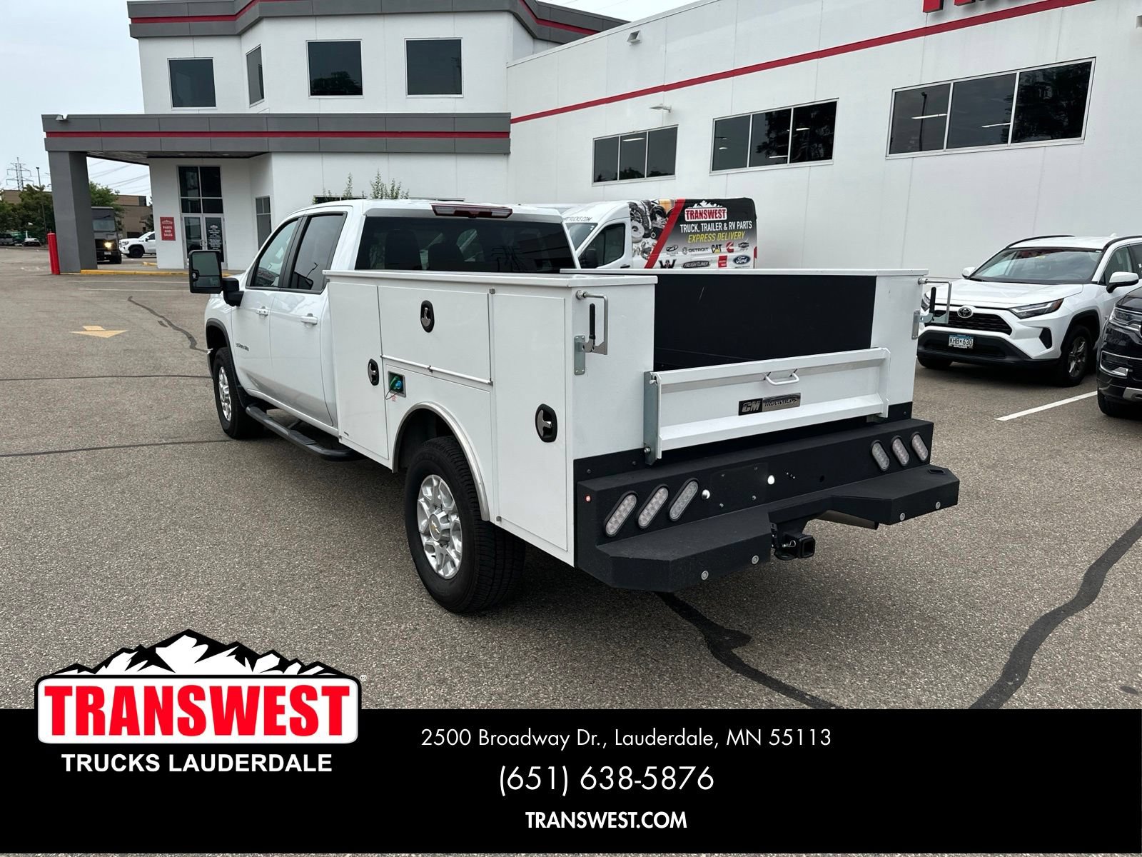 Used 2025 Chevrolet Silverado 3500 LT w/ Safety Package AWD/4WD image 3