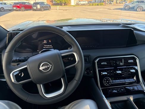 New 2025 Nissan Armada Platinum Reserve AWD/4WD image 16