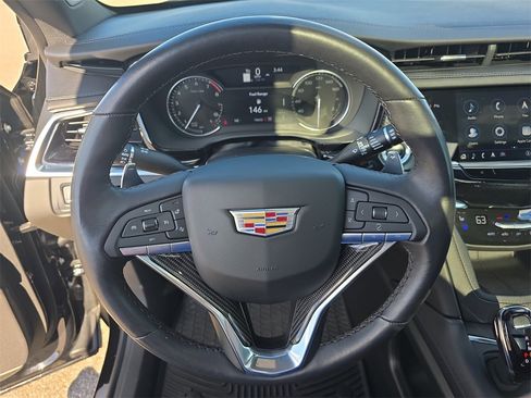 Certified 2024 Cadillac XT6 Sport image 17