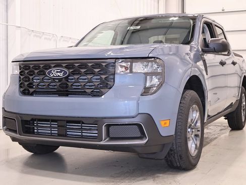 New 2026 Ford Maverick XLT FWD image 5