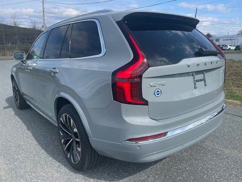 Used 2025 Volvo XC90 B6 Plus AWD/4WD image 4