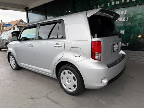 Used 2014 Scion xB image 6