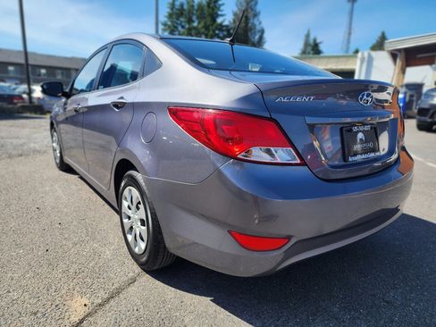 Used 2015 Hyundai Accent GLS image 7