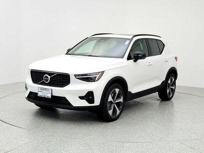 New 2026 Volvo XC40 B5 Plus w/ Protection Package Premier