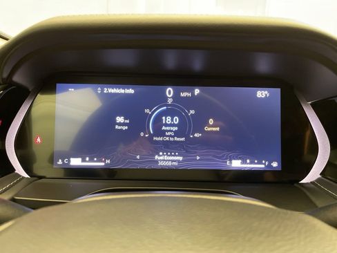 Certified 2022 Jeep Grand Cherokee L Limited w/ Luxury Tech Group II image 12