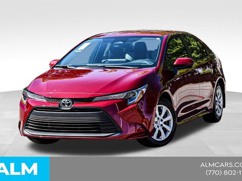 Used 2025 Toyota Corolla LE FWD image 1