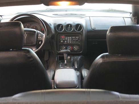 Used 2000 Pontiac Firebird Formula w/ Security Pkg RWD image 30