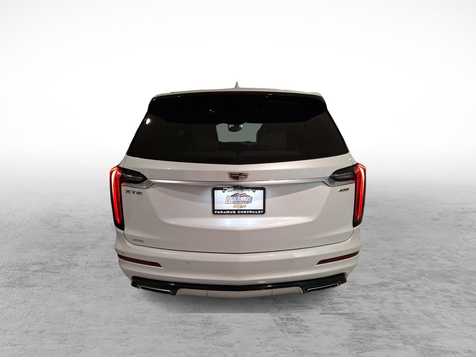 Certified 2023 Cadillac XT6 Sport w/ LPO, Floor Liner Package AWD/4WD image 5