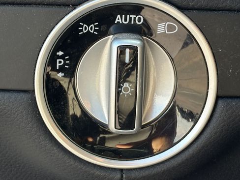 Used 2013 Mercedes-Benz CLS 550 image 10