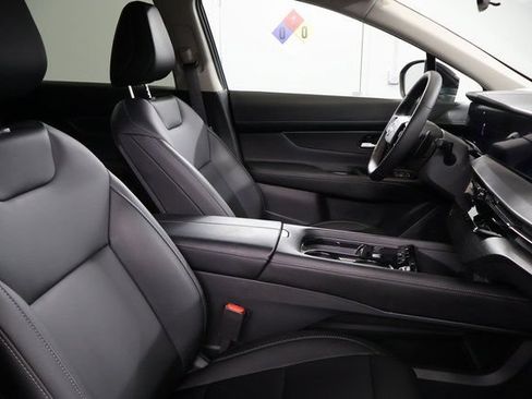 Certified 2025 Nissan Murano SV AWD/4WD image 26