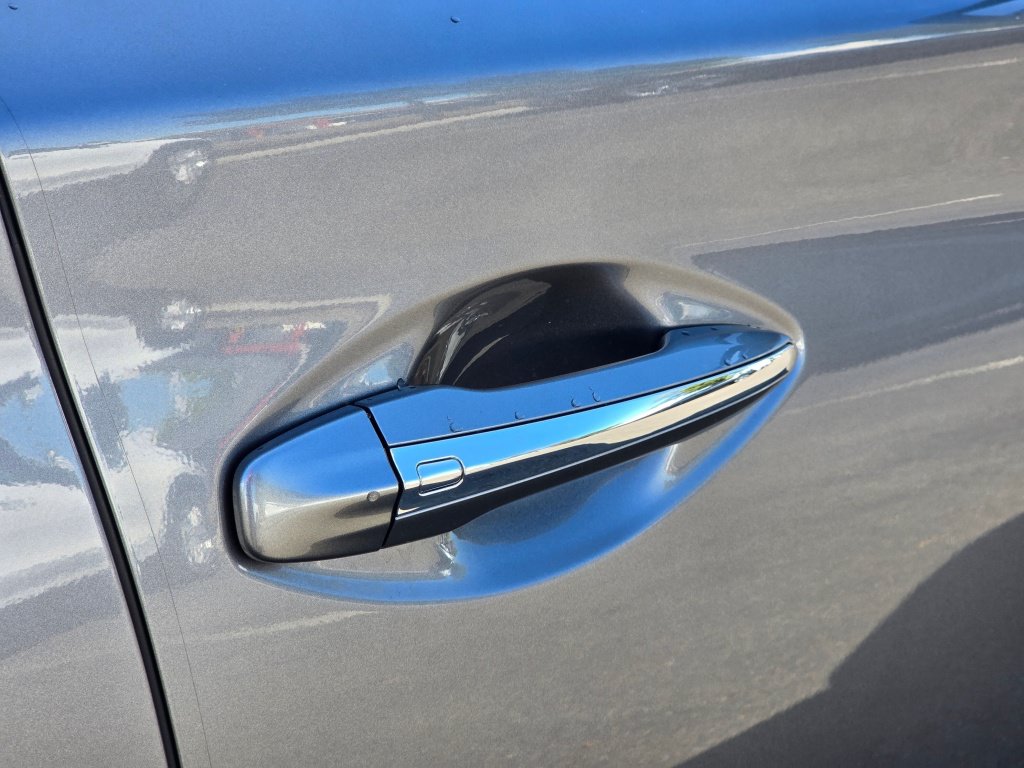 Used 2023 INFINITI Q50 Luxe w/ Cargo Package RWD image 28