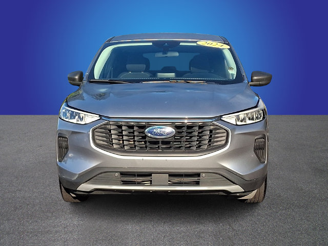 Used 2024 Ford Escape Active FWD image 2