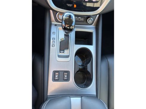 Certified 2024 Nissan Murano SV w/ SV Midnight Edition Package image 22