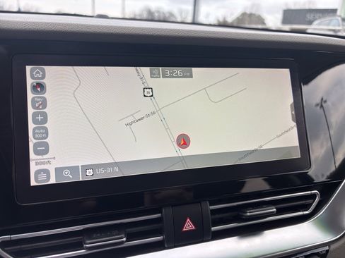 Used 2020 Kia Niro EX Premium image 16