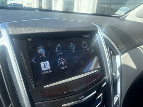 Used 2013 Cadillac SRX Luxury FWD image 13