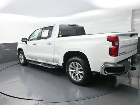 Used 2021 Chevrolet Silverado 1500 LTZ w/ Z71 Off-Road Package AWD/4WD image 7