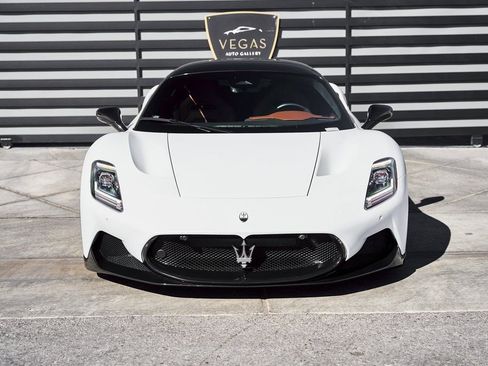 Used 2023 Maserati MC20 Coupe RWD image 17