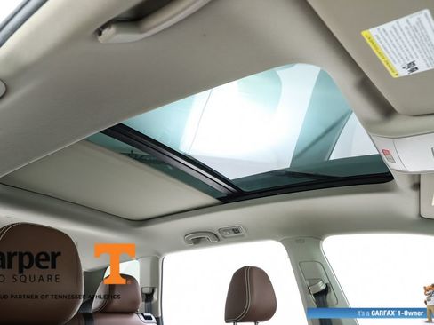 Used 2023 Volkswagen Atlas SE w/ Panoramic Sunroof Package FWD image 36