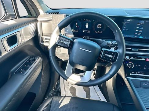 Used 2024 Hyundai Santa Fe SEL image 21