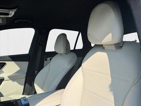 New 2026 Mercedes-Benz GLC 300 image 15