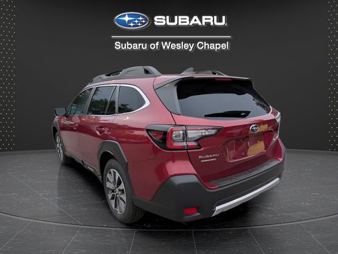 Certified 2025 Subaru Outback Premium AWD/4WD image 6