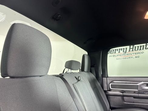 Used 2024 RAM 3500 Big Horn image 21