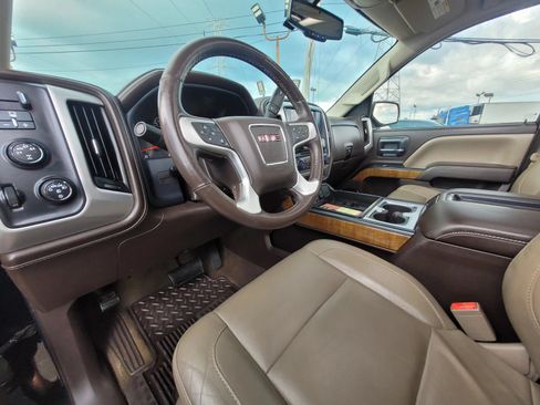 Used 2015 GMC Sierra 1500 SLT w/ SLT Crew Cab Value Package AWD/4WD image 11