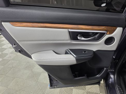 Used 2017 Honda CR-V EX-L image 40