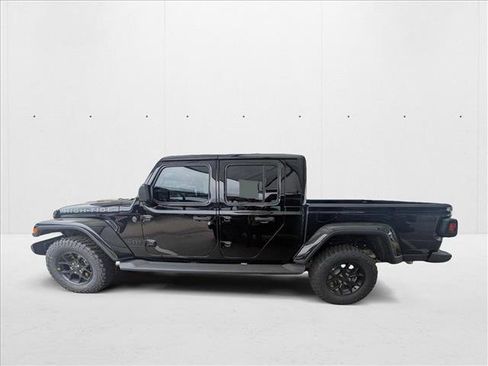 New 2025 Jeep Gladiator Sport image 6