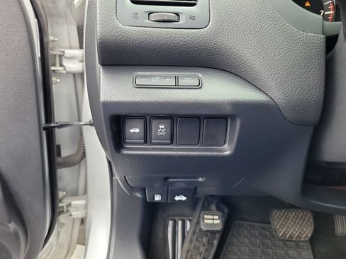 Used 2017 Nissan Altima 2.5 SV FWD image 22
