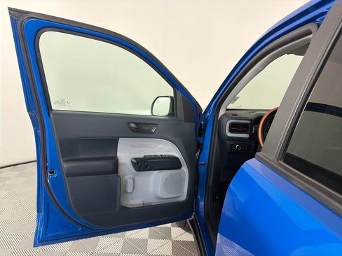 Certified 2022 Ford Maverick XLT w/ Equipment Group 300A Standard AWD/4WD image 10